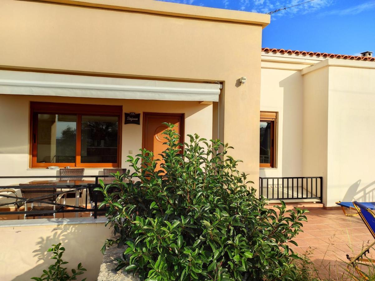 Helidonia Villas Pigí Buitenkant foto